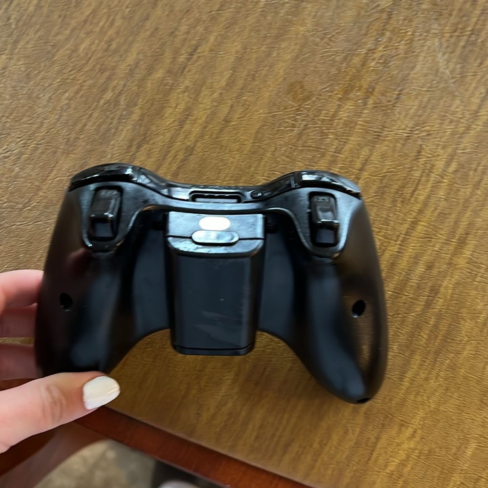2 Xbox 360 controller - Picture 3 of 3